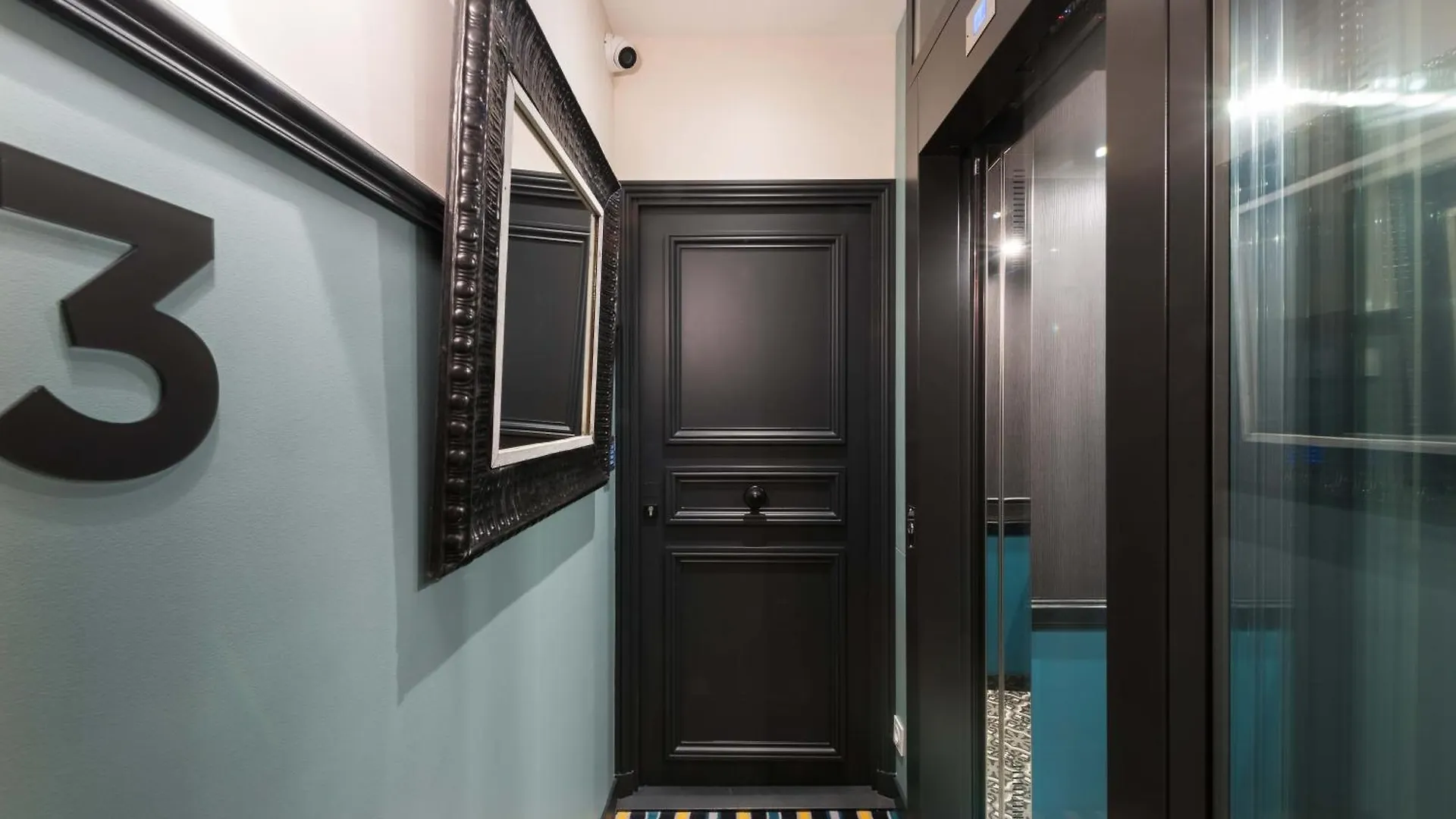 Du Louvre Apartment *